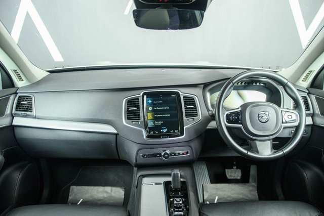View our VOLVO XC90