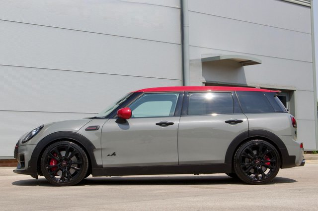 View our MINI CLUBMAN