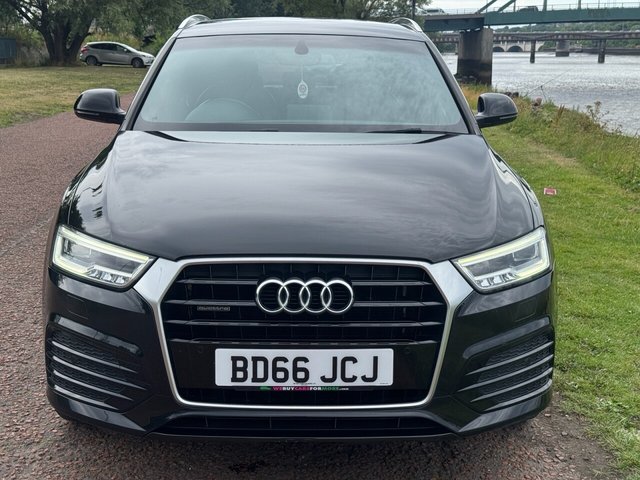 View our AUDI Q3