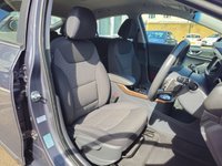 USED 2018 68 HYUNDAI IONIQ 28kWh Premium Hatchback 5dr Electric Auto (120 ps) Full Service History  |  Only 2 Owners From Brand New  |  Set of 2 Keys