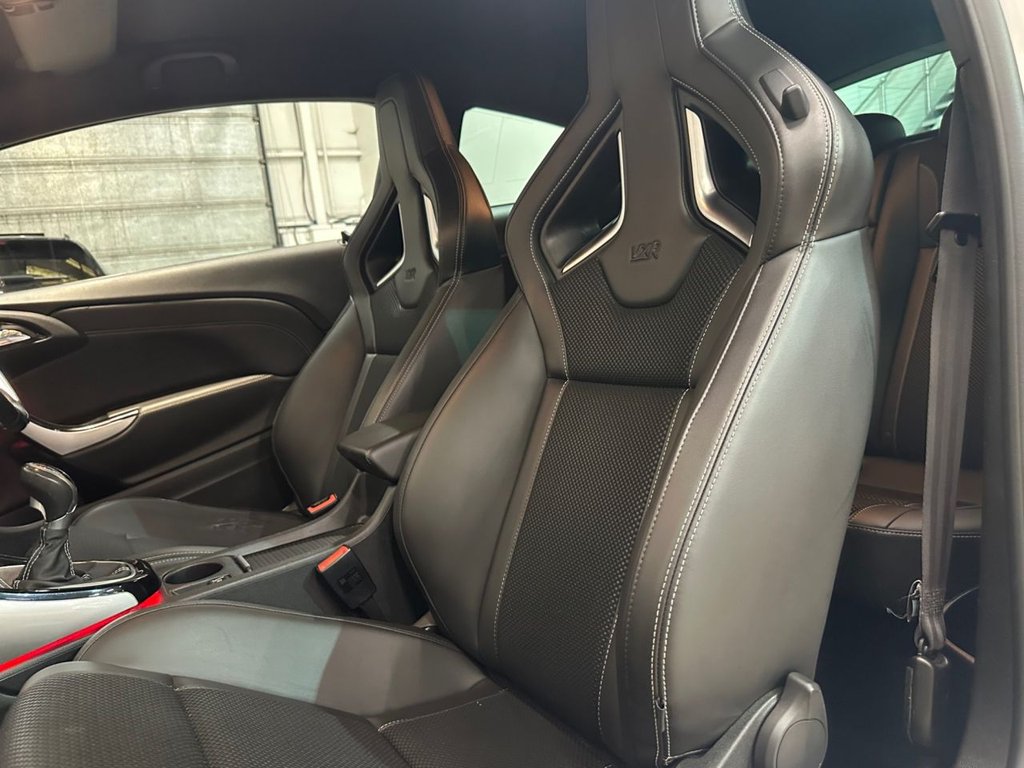 USED 2014 64 VAUXHALL ASTRA GTC 2.0T VXR Coupe 3dr Petrol Manual Euro 5 (s/s) (280 ps) SERVICE HISTORY-11 SERVICE VISITS