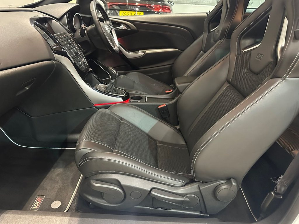 USED 2014 64 VAUXHALL ASTRA GTC 2.0T VXR Coupe 3dr Petrol Manual Euro 5 (s/s) (280 ps) SERVICE HISTORY-11 SERVICE VISITS