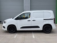 USED 2020 20 VAUXHALL COMBO 1.6 Turbo D 2300 Sportive Panel Van 4dr Diesel Manual L1 H1 Euro 6 (s/s) (100 ps) 