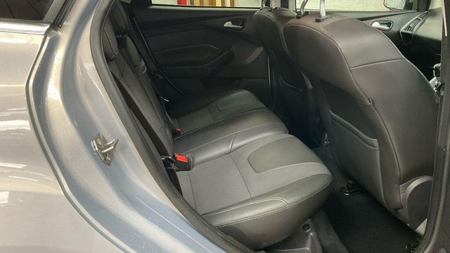 View our FORD FOCUS