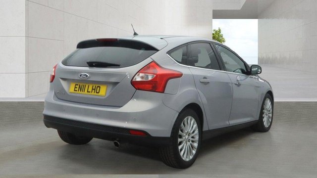 View our FORD FOCUS