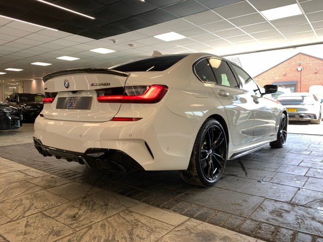 USED 2019 69 BMW 3 SERIES 3.0 M340i Saloon 4dr Petrol Auto xDrive Euro 6 (s/s) (374 ps) STUNNING CAR | SHADOW LINE