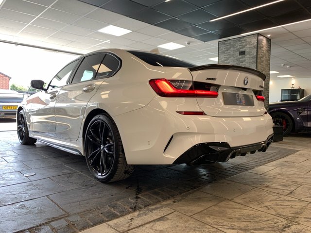 USED 2019 69 BMW 3 SERIES 3.0 M340i Saloon 4dr Petrol Auto xDrive Euro 6 (s/s) (374 ps) STUNNING CAR | SHADOW LINE