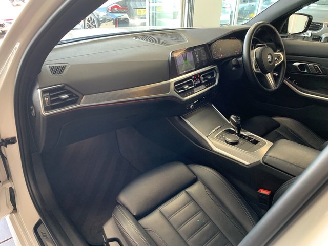 USED 2019 69 BMW 3 SERIES 3.0 M340i Saloon 4dr Petrol Auto xDrive Euro 6 (s/s) (374 ps) STUNNING CAR | SHADOW LINE