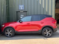 USED 2019 69 VOLVO XC40 2.0 D3 R-Design SUV 5dr Diesel Auto Euro 6 (s/s) (150 ps) Climate - Cruise - Bluetooth