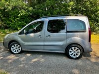 USED 2017 67 CITROEN BERLINGO 1.2 PureTech Flair Multispace MPV 5dr Petrol Manual Euro 6 (s/s) (110 ps) ONLY 18,300 MILES WITH 1 FAMILY OWNED SINCE JULY 2021//Front and Rear Parking Sensors+Hill Start//16-inch Alloy Wheels, LED Daytime Running Lights+ Roof Bars//7-inch TouchScreen, Bluetooth, and USB Connectivity// Air Conditioning, Cruise Control+Speed Limiter//Rear Tray Tables//CAMBELTS RENEWED BY US X5 SERVICE STAMPS Euro 6 (s/s) (110 ps) ONLY 18,300 MILES WITH 1 FAMILY OWNED//Front and Rear Parking Sensors+Hill Start//16-inch Alloy Wheels, LED Daytime Running Lights+ Roof Bars//7-inch TouchScreen, Bluetooth, and USB Connectivity// Air Conditioning, Cruise Control+Speed Limiter//Rear Tray Tables//SERVICE HISTORY///CAMBELT RENEWED BY US