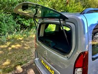 USED 2017 67 CITROEN BERLINGO 1.2 PureTech Flair Multispace MPV 5dr Petrol Manual Euro 6 (s/s) (110 ps) ONLY 18,300 MILES WITH 1 FAMILY OWNED SINCE JULY 2021//Front and Rear Parking Sensors+Hill Start//16-inch Alloy Wheels, LED Daytime Running Lights+ Roof Bars//7-inch TouchScreen, Bluetooth, and USB Connectivity// Air Conditioning, Cruise Control+Speed Limiter//Rear Tray Tables//CAMBELTS RENEWED BY US X5 SERVICE STAMPS Euro 6 (s/s) (110 ps) ONLY 18,300 MILES WITH 1 FAMILY OWNED//Front and Rear Parking Sensors+Hill Start//16-inch Alloy Wheels, LED Daytime Running Lights+ Roof Bars//7-inch TouchScreen, Bluetooth, and USB Connectivity// Air Conditioning, Cruise Control+Speed Limiter//Rear Tray Tables//SERVICE HISTORY///CAMBELT RENEWED BY US