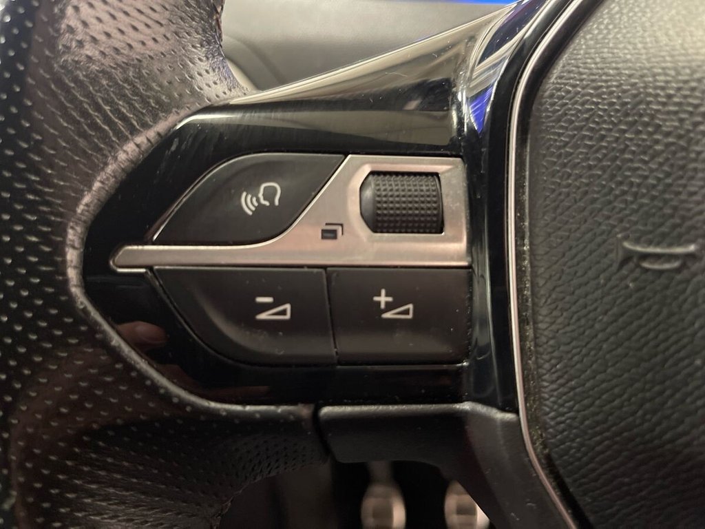 USED 2018 18 PEUGEOT 3008 1.2 PureTech GT Line SUV 5dr Petrol Manual Euro 6 (s/s) (130 ps) APPLE CAR PLAY AND ANDROID AUTO