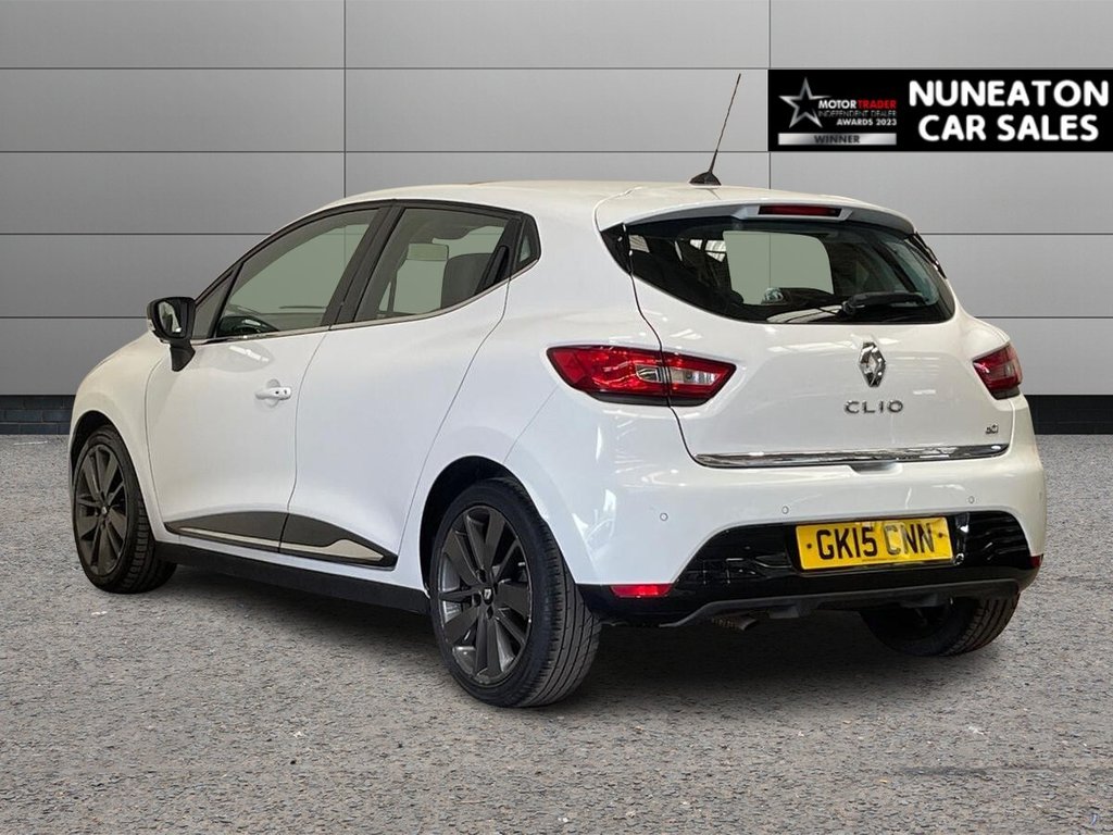 USED 2015 15 RENAULT CLIO 1.5 dCi Dynamique S MediaNav Hatchback 5dr Diesel EDC Euro 5 (90 ps) Sat Nav
