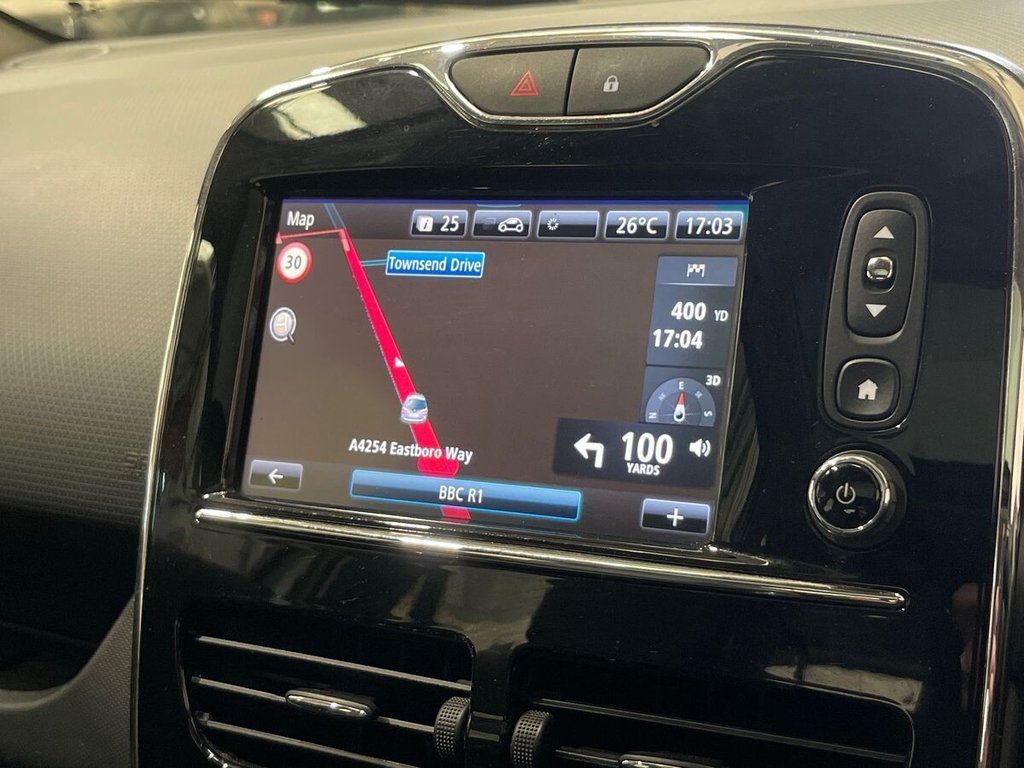 USED 2015 15 RENAULT CLIO 1.5 dCi Dynamique S MediaNav Hatchback 5dr Diesel EDC Euro 5 (90 ps) Sat Nav