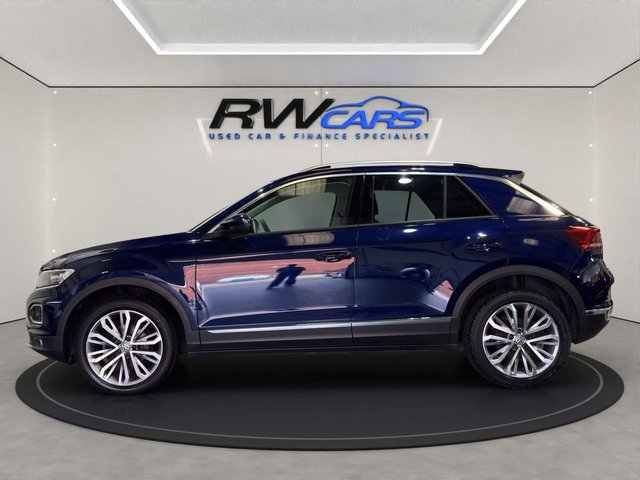 View our VOLKSWAGEN T-ROC