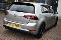 USED 2018 68 VOLKSWAGEN GOLF 2.0TDi GTD 5 DOOR 6-SPEED 181 BHP (EURO 6) Apple CarPlay / Heated Seats