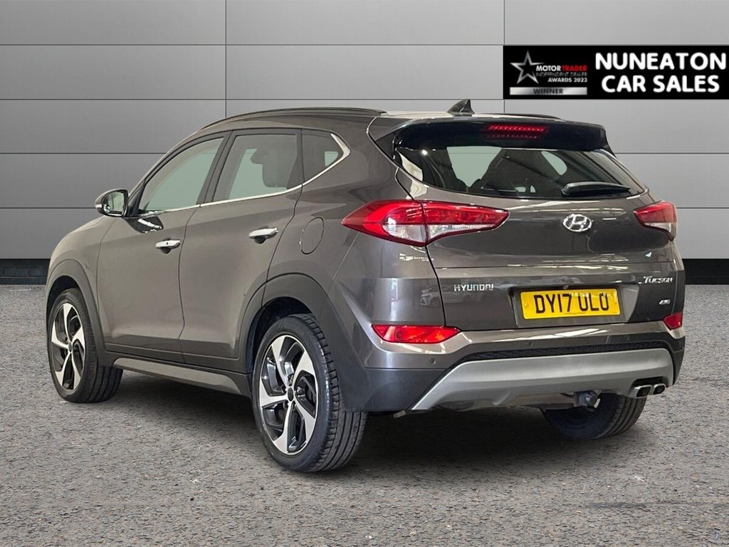 USED 2017 17 HYUNDAI TUCSON 2.0 CRDi Premium SE SUV 5dr Diesel Manual 4WD Euro 6 (136 ps) full cream leather interior