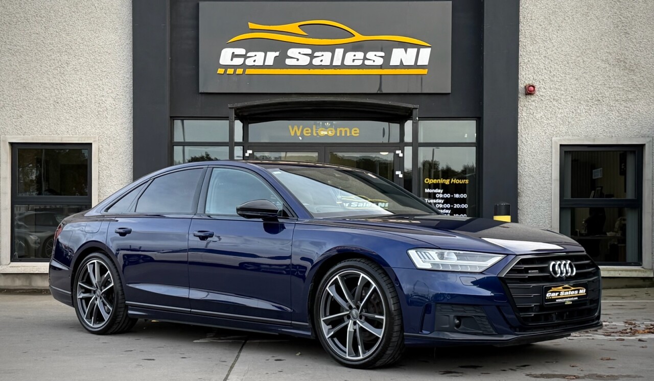 AUDI A8 2021