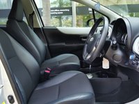 USED 2012 62 TOYOTA YARIS 1.5 VVT-h T Spirit Hatchback 5dr Petrol Hybrid CVT Euro 5 (101 ps) 