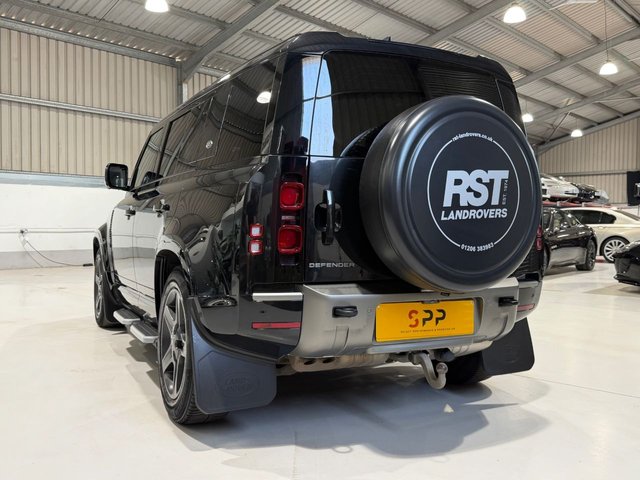 View our LAND ROVER DEFENDER 110