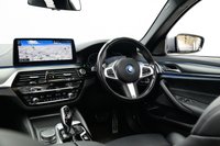 USED 2022 22 BMW 5 SERIES 2.0 530e 12kWh M Sport Saloon 4dr Petrol Plug-in Hybrid Steptronic Euro 6 (s/s) (292 ps) 