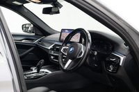 USED 2022 22 BMW 5 SERIES 2.0 530e 12kWh M Sport Saloon 4dr Petrol Plug-in Hybrid Steptronic Euro 6 (s/s) (292 ps) 
