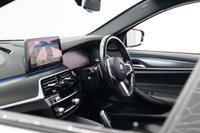 USED 2022 22 BMW 5 SERIES 2.0 530e 12kWh M Sport Saloon 4dr Petrol Plug-in Hybrid Steptronic Euro 6 (s/s) (292 ps) 