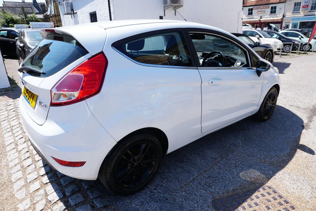 USED 2015 15 FORD FIESTA 1.0T EcoBoost Zetec Euro 6 (s/s) 3dr Â£20 TAX/RECENT WET BELT!!!