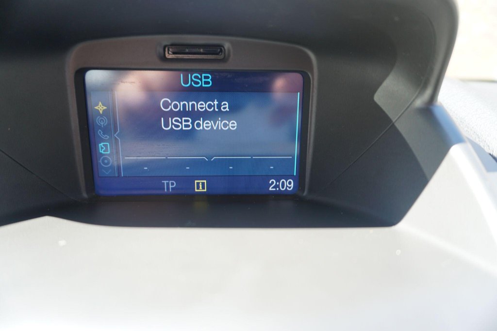 USED 2015 15 FORD FIESTA 1.0T EcoBoost Zetec Euro 6 (s/s) 3dr Â£20 TAX/RECENT WET BELT!!!