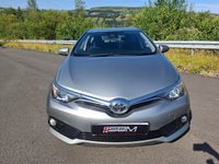 USED 2017 17 TOYOTA AURIS 1.6 D-4D Business Edition Hatchback 5dr Diesel Manual Euro 6 (s/s) (Safety Sense) (112 ps) 20 TAX-FSH (10 STAMPS)-2 KEYS-&pound;20 TAX-NAV-HEATED SEATS