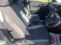 USED 2017 17 TOYOTA AURIS 1.6 D-4D Business Edition Hatchback 5dr Diesel Manual Euro 6 (s/s) (Safety Sense) (112 ps) 20 TAX-FSH (10 STAMPS)-2 KEYS-&pound;20 TAX-NAV-HEATED SEATS