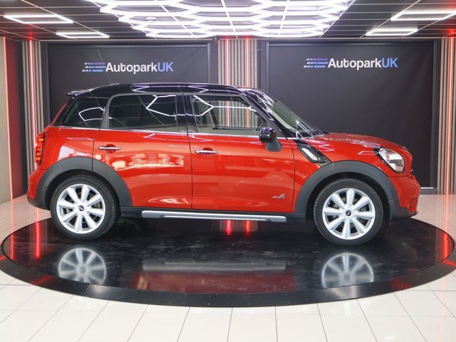View our MINI COUNTRYMAN