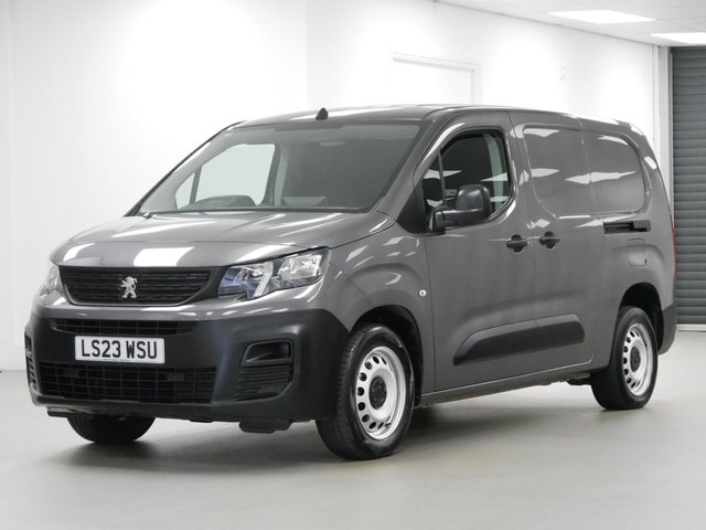View our Peugeot Partner 1.5 BLUEHDI 100 BHP 950 LONG PROFESSIONAL PREMIUM + 6 DOOR