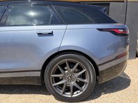 USED 2022 F LAND ROVER RANGE ROVER VELAR 2.0 P250 R-Dynamic HSE SUV 5dr Petrol Auto 4WD Euro 6 (s/s) (249 ps) MASSAGE SEATS + HEATED AND COOLED SEATS +  REVERSE CAMERA + SAT NAV  + MERIDIAN SOUND SYSTEM + FULL LEATHER IVORY SEATS + HEATED STEERING WHEEL + LANE ASSIST + DAB RADIO + BLUETOOTH + HPI CLEAR + 2 KEYS +DELIVERY AVAILABLE *  + FINANCE AVAILABLE + PART EXCHANGE + PANORAMIC GLASS ROOF +