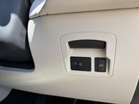 USED 2022 F LAND ROVER RANGE ROVER VELAR 2.0 P250 R-Dynamic HSE SUV 5dr Petrol Auto 4WD Euro 6 (s/s) (249 ps) MASSAGE SEATS + HEATED AND COOLED SEATS +  REVERSE CAMERA + SAT NAV  + MERIDIAN SOUND SYSTEM + FULL LEATHER IVORY SEATS + HEATED STEERING WHEEL + LANE ASSIST + DAB RADIO + BLUETOOTH + HPI CLEAR + 2 KEYS +DELIVERY AVAILABLE *  + FINANCE AVAILABLE + PART EXCHANGE + PANORAMIC GLASS ROOF +