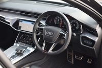 USED 2019 19 AUDI A6 AVANT 2.0 TDI 40 S line Estate 5dr Diesel S Tronic quattro Euro 6 (s/s) (204 ps) TECH PACK / LEATHER / MEMORY