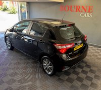 USED 2017 67 TOYOTA YARIS 1.5 VVT-h Icon Tech Hatchback 5dr Petrol Hybrid E-CVT Euro 6 (s/s) (100 ps) AUTOMATIC- SERVICE RECORDS - SAT NAV - PARKING CAM - DAB RADIO