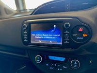 USED 2017 67 TOYOTA YARIS 1.5 VVT-h Icon Tech Hatchback 5dr Petrol Hybrid E-CVT Euro 6 (s/s) (100 ps) AUTOMATIC- SERVICE RECORDS - SAT NAV - PARKING CAM - DAB RADIO