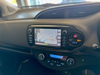 USED 2017 67 TOYOTA YARIS 1.5 VVT-h Icon Tech Hatchback 5dr Petrol Hybrid E-CVT Euro 6 (s/s) (100 ps) AUTOMATIC- SERVICE RECORDS - SAT NAV - PARKING CAM - DAB RADIO