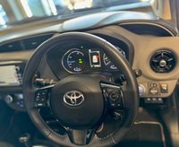 USED 2017 67 TOYOTA YARIS 1.5 VVT-h Icon Tech Hatchback 5dr Petrol Hybrid E-CVT Euro 6 (s/s) (100 ps) AUTOMATIC- SERVICE RECORDS - SAT NAV - PARKING CAM - DAB RADIO