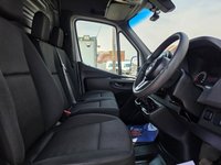 USED 2022 22 MERCEDES-BENZ SPRINTER 2.0 315 CDI PROGRESSIVE RWD L3 H2 150 BHP [EURO 6] 