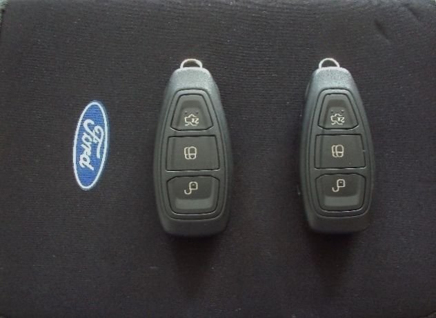 View our FORD KUGA