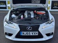 USED 2015 65 LEXUS IS 2.5 300h Executive Edition Saloon 4dr Petrol Hybrid E-CVT Euro 5 (s/s) (223 ps) Full LEXUS Service History  |  1 Owner From Brand New  |  2 Keys