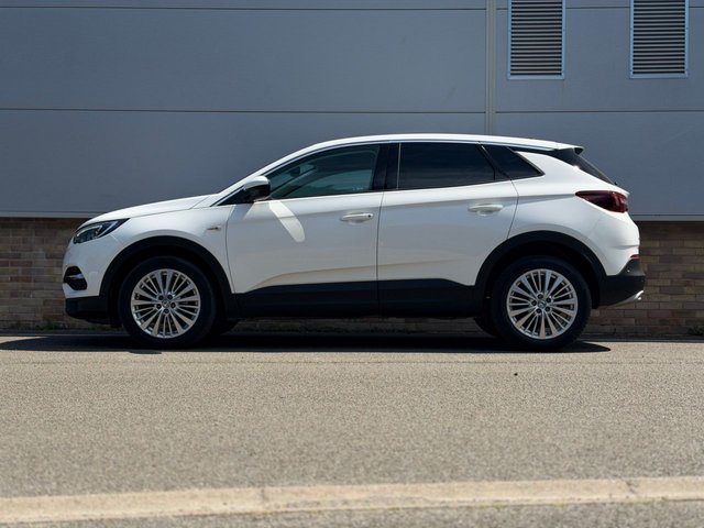 View our VAUXHALL GRANDLAND X