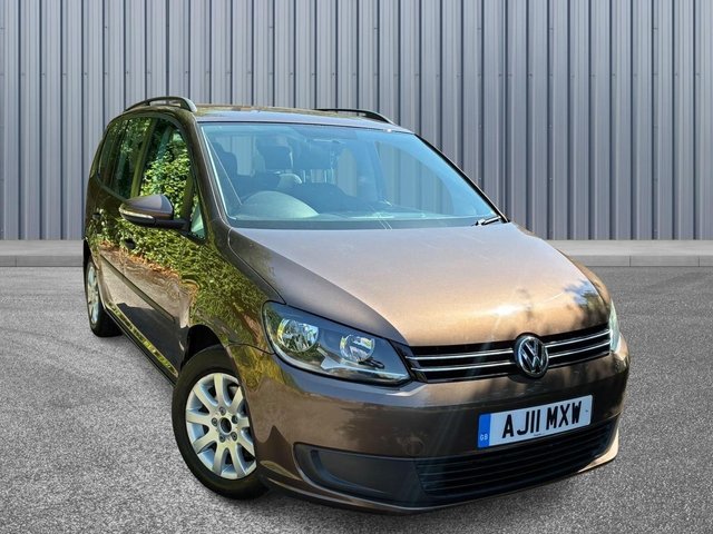 View our VOLKSWAGEN TOURAN