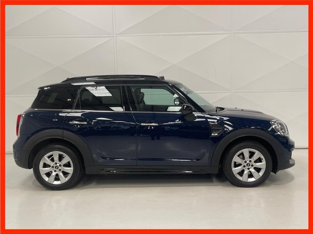 View our MINI COUNTRYMAN