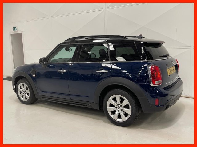 View our MINI COUNTRYMAN