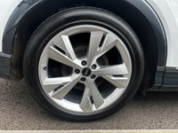 USED 2017 NISSAN QASHQAI 1.2 DIG-T N-Connecta SUV 5dr Petrol Manual Euro 6 (s/s) (115 ps) 360&deg; CAMERA, SAT NAV, PARKING SENSORS