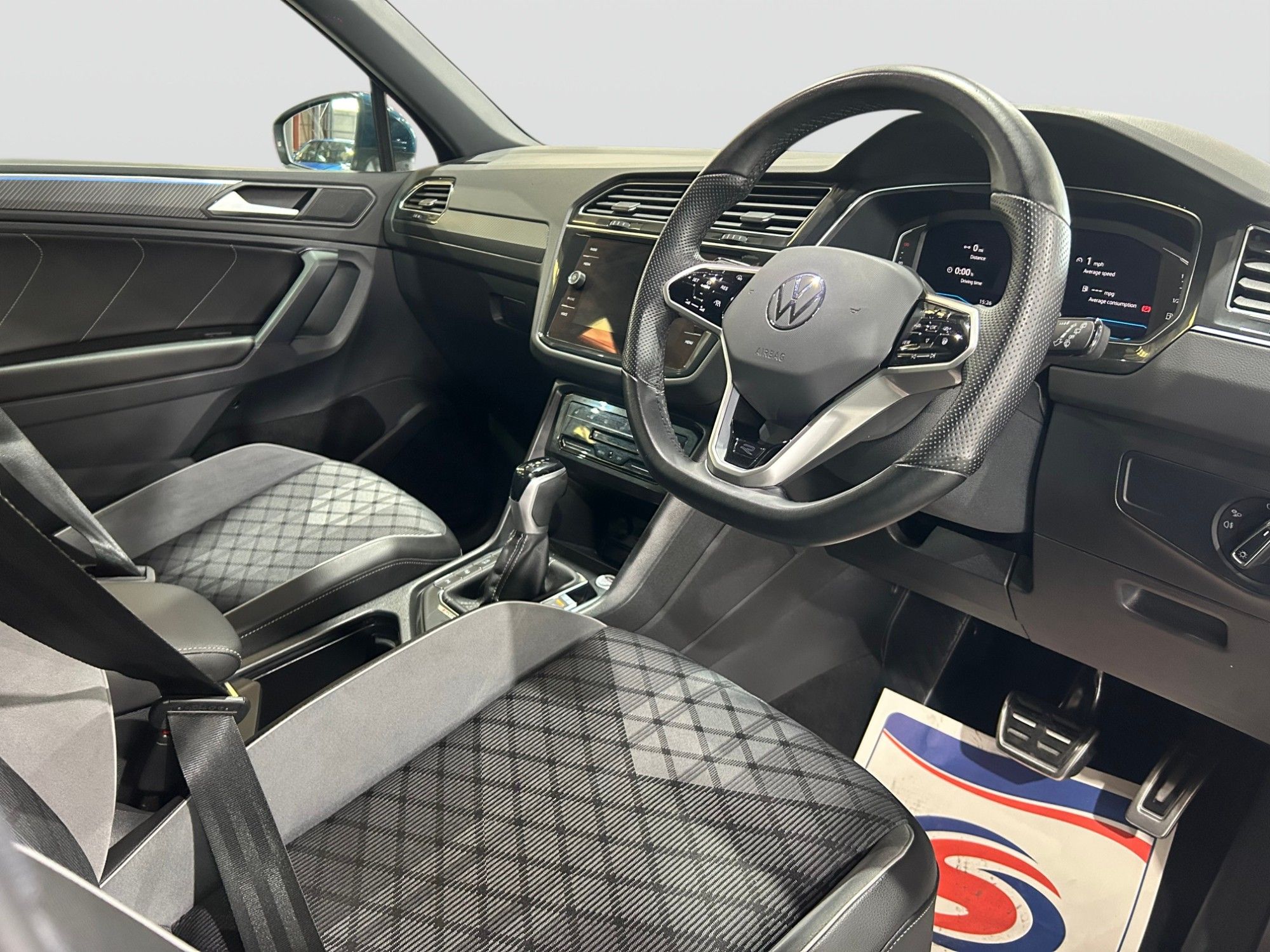 2022 Volkswagen Tiguan — image 5