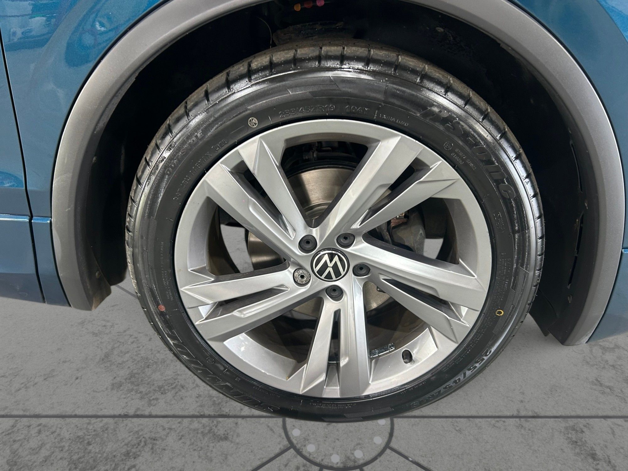 2022 Volkswagen Tiguan — image 4